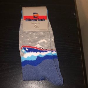 Long socks (comfortable and flexible material)